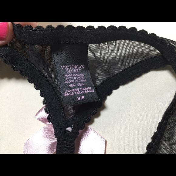 Vintage Victoria’s Secret Very Sexy Low Rise Thong Polka Dot Panty - S - Picture 5 of 5
